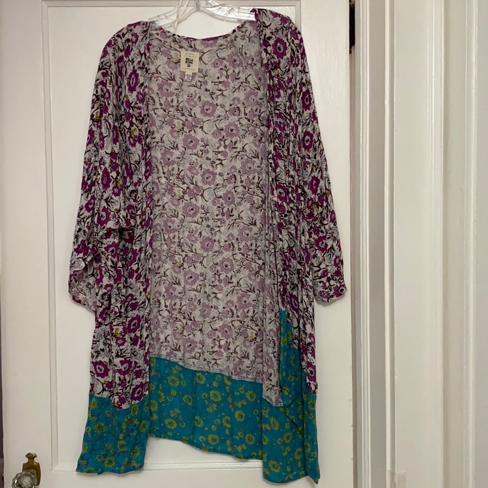 Billabong kimono size small